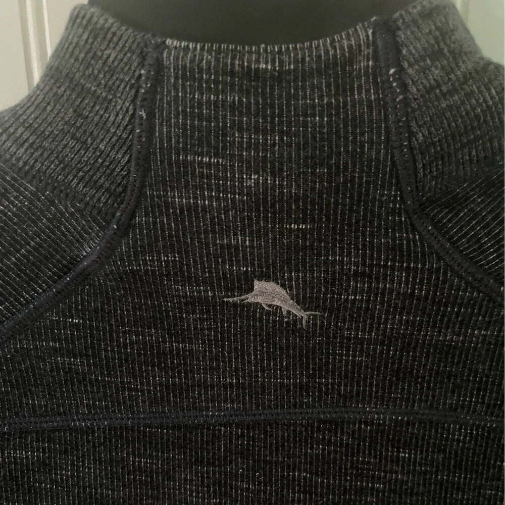 Tommy Bahama Men’s Long Sleeve 1/4 Zip Polo Shirt Reverse Dk Gray/ Lite Gray Lg